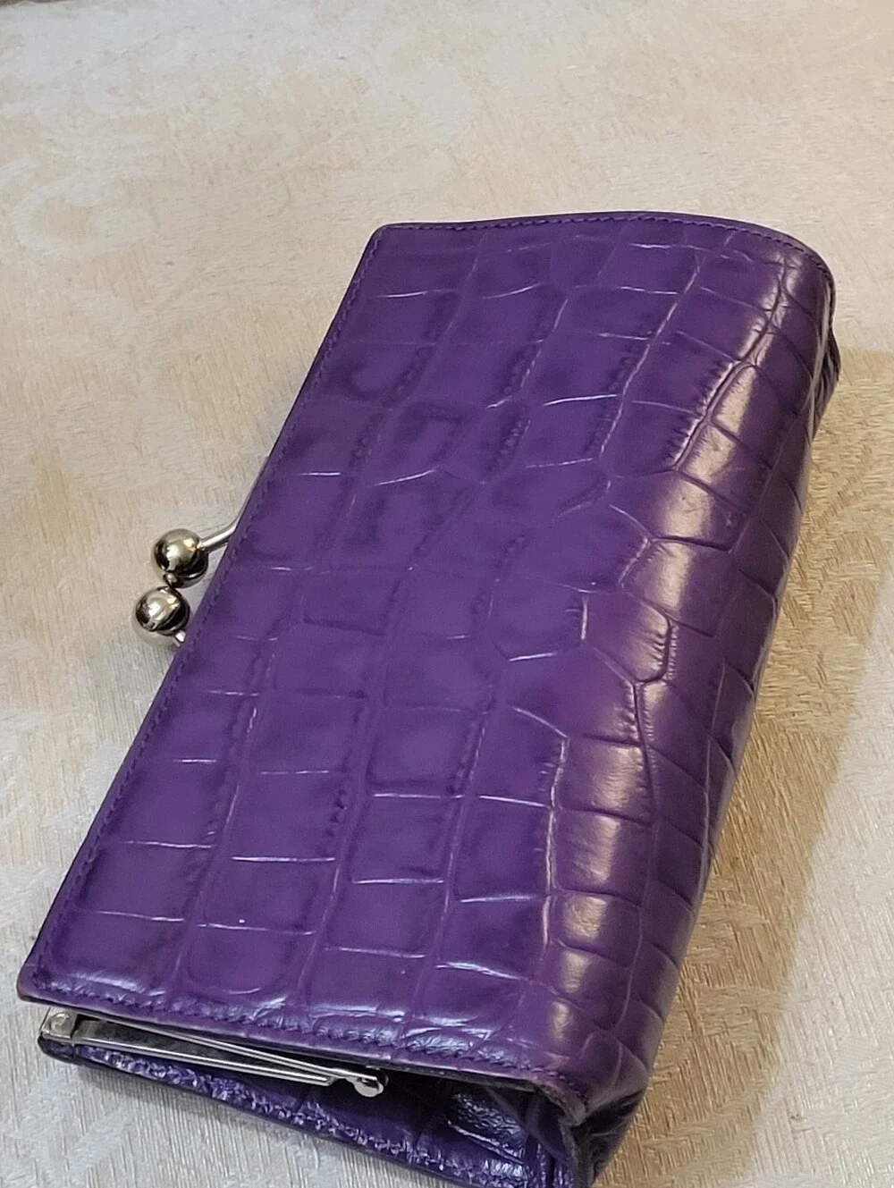 BURBERRY CLUTCH WRISTLET CROC PRINT LEATHER